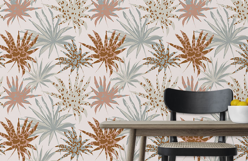 palm-leaves-in-modern-pattern-wallpaper-with-side-table